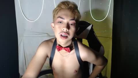 Kyle online show from 04/11/26, 10:19