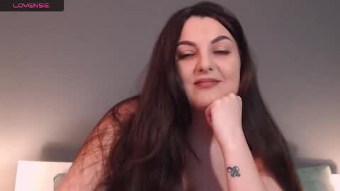 Snapshot of itsyourlady chatting on 02/20/26, 03:12 Melissa Khaan online show from 02/20/26, 03:12