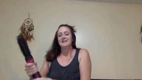 ittyybittyy online show from 01/08/26, 12:24