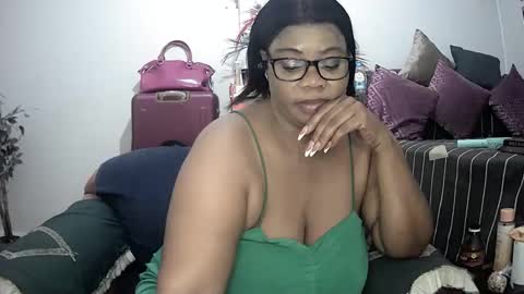 itumeleng74 online show from 02/05/25, 07:31