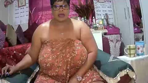 itumeleng74 online show from 03/10/26, 05:45