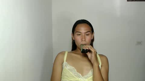 Snapshot of itz_me_crystal chatting on 06/09/26, 02:45 itz_me_crystal online show from 06/09/26, 02:45