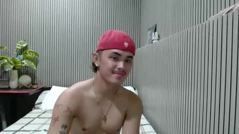 itzme_dex online show from 04/05/26, 03:58