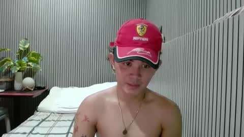 itzme_dex online show from 04/07/26, 03:07