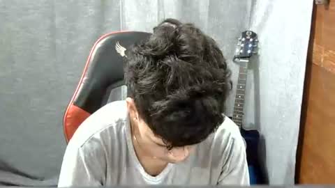 itzme_john online show from 05/03/26, 01:44