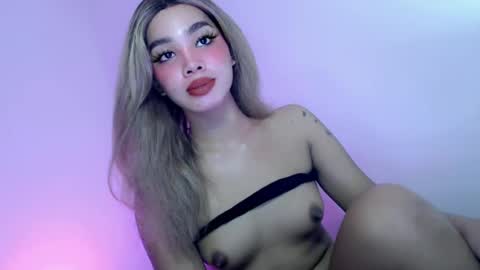 Snapshot of itzme_marga11 chatting on 06/23/26, 01:09 Marga online show from 06/23/26, 01:09