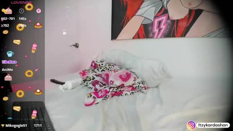 Snapshot of itzykardashan_27 chatting on 05/16/26, 12:40 hello i am alejandra My Favorite tips 10004003332221231007744 PVT OPEN online show from 05/16/26, 12:40