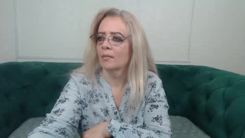 ivanacharm online show from 09/22/25, 03:30