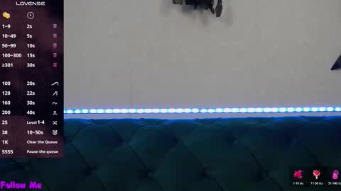 ivanacharm online show from 10/19/25, 03:18