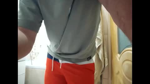 Mickey online show from 04/18/26, 07:18