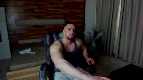 IvanHydee online show from 04/24/26, 04:48