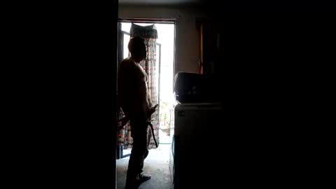 ivanmexicano2 online show from 04/18/26, 06:45