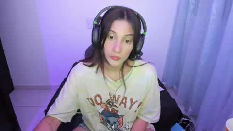 Snapshot of ivanna_essis chatting on 02/28/25, 11:12 ivanna_essis online show from 02/28/25, 11:12