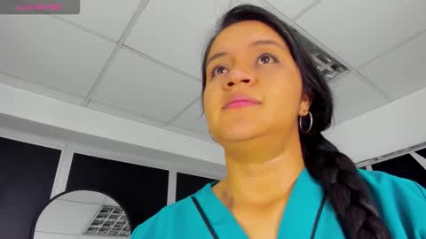 ivannaa18 online show from 09/17/25, 03:08