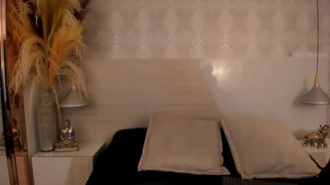 Ivannaanggel online show from 11/02/25, 05:59