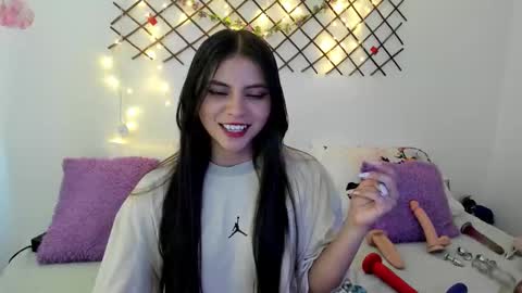 Ivanna online show from 09/18/25, 07:49