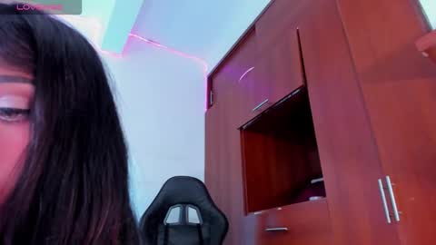 ivannapretyts online show from 12/17/25, 04:24