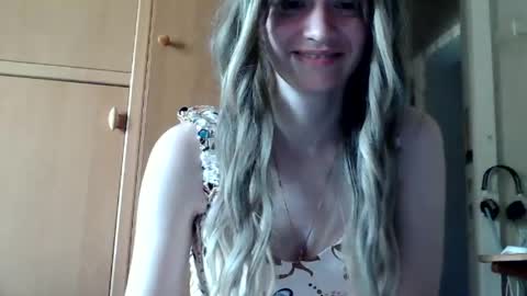 Snapshot of ivetta911 chatting on 06/26/26, 05:34 ivetta911 online show from 06/26/26, 05:34