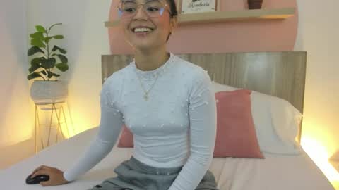 I V E T T E online show from 02/18/26, 07:21