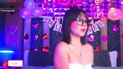 Snapshot of ivi_aiko chatting on 02/12/26, 12:27 Ivi online show from 02/12/26, 12:27