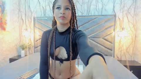 Ivis  online show from 02/27/25, 12:02