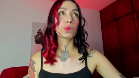 Ivonne  online show from 12/17/25, 07:09