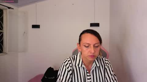 IVONNE online show from 12/02/25, 03:12