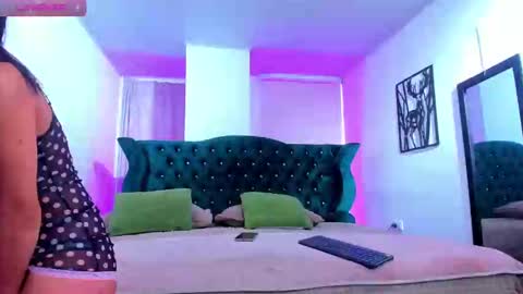 Snapshot of ivonny7 chatting on 11/04/25, 12:26 Ivonny online show from 11/04/25, 12:26