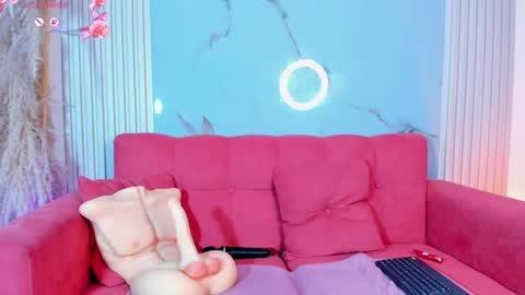 Snapshot of ivonymiller chatting on 09/26/25, 08:24 ivonymiller online show from 09/26/25, 08:24