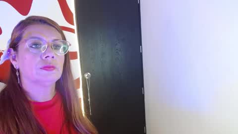 ivory_mistress online show from 05/19/26, 01:39