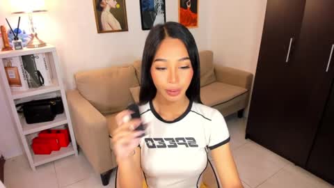 kirstenelsie online show from 02/10/25, 12:19