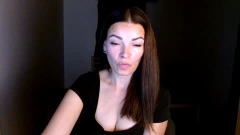 Lana online show from 05/13/26, 09:44