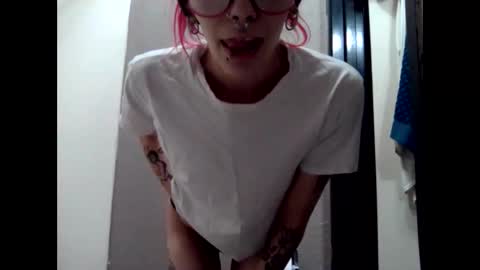 ivorytrixx online show from 02/10/26, 05:50