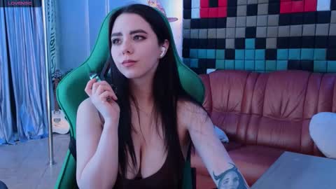 ivorywood_ online show from 01/10/26, 02:30