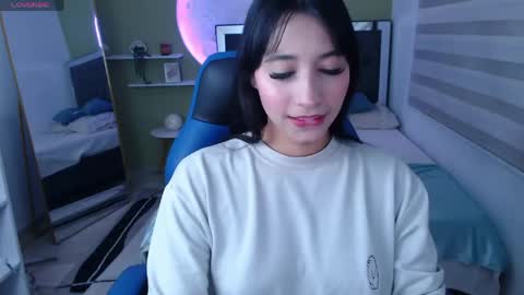 Snapshot of ivvoncute chatting on 05/14/26, 01:45 ivvoncute online show from 05/14/26, 01:45