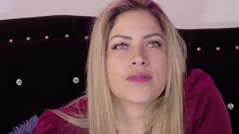 Diana Rojas  online show from 09/13/25, 01:38