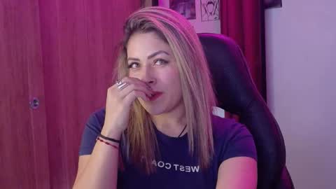 Diana Rojas  online show from 10/09/25, 02:09