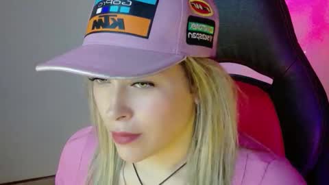 Diana Rojas  online show from 11/05/25, 10:21