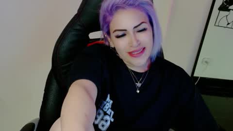 Snapshot of ivy__taylorr chatting on 01/18/26, 01:31 Diana Rojas online show from 01/18/26, 01:31