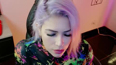 Snapshot of ivy__taylorr chatting on 02/16/26, 01:57 Diana Rojas online show from 02/16/26, 01:57