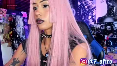   -    online show from 05/05/26, 07:11