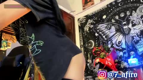   -    online show from 05/22/26, 12:18