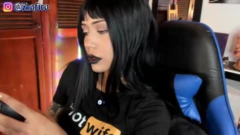 Snapshot of ivy_byte chatting on 07/31/26, 01:05 - online show from 07/31/26, 01:05