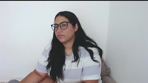 ivy_moon6 online show from 05/06/26, 10:42