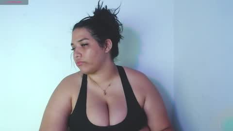 ivy_moon6 online show from 05/19/26, 07:37