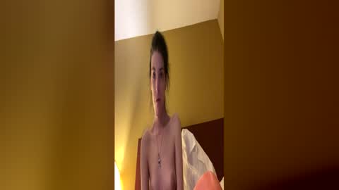 ivy_rose90 online show from 06/03/26, 02:36