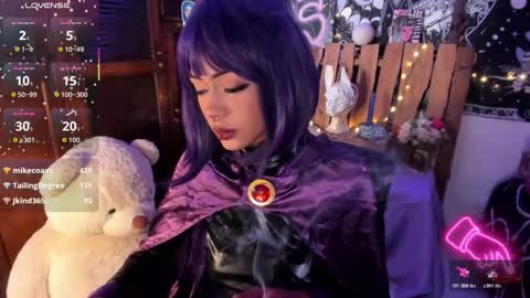 Ivy bank   online show from 12/03/25, 07:56