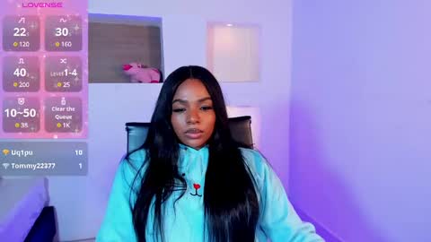 Snapshot of ivybliss8 chatting on 02/14/25, 04:52 i v y b l i s s online show from 02/14/25, 04:52