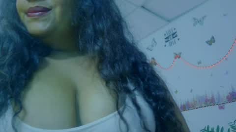 ivydesouza online show from 05/20/26, 02:51
