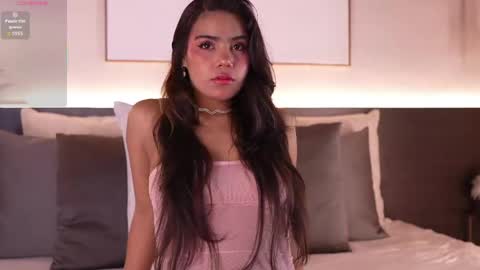 ivyellis online show from 05/17/26, 11:50